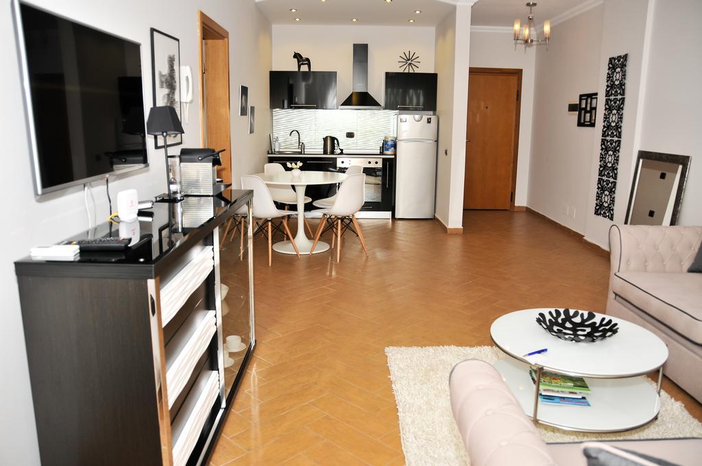 Tiranatop Suites Номер фото